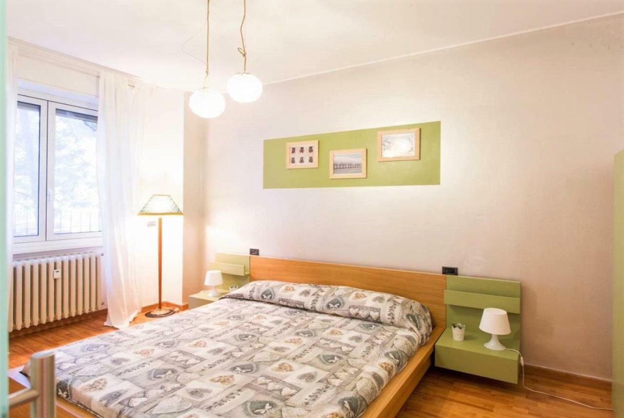 Isola Lagosta Apartment Milaan Buitenkant foto